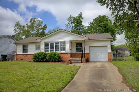 340 N 20th St, Collinsville, OK 74021
