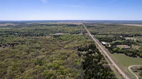 2 E 1180 Rd, Okemah, OK 74859 photo 2