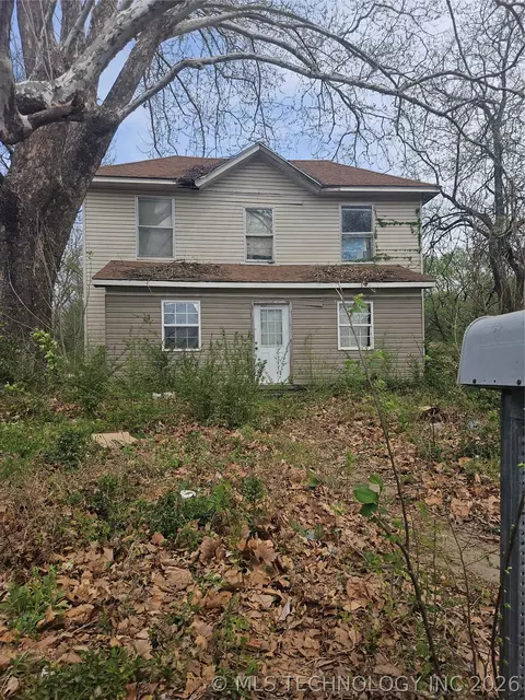 1216 Dayton St, Muskogee, OK 74403