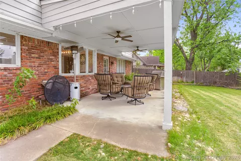 Exterior - 7330 E 66th Ct, Tulsa, OK 74133 photo 5 of 7