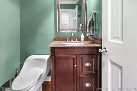 Bath - 7330 E 66th Ct, Tulsa, OK 74133 photo 1 of 6