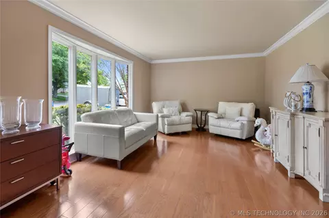 Living - 7330 E 66th Ct, Tulsa, OK 74133 photo 1 of 5