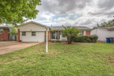 3209 S Oswego Ave, Tulsa, OK 74135