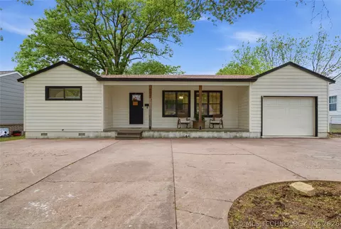 602 N Atlanta St, Owasso, OK 74055