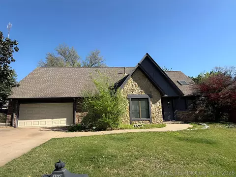 6905 E 62nd Pl, Tulsa, OK 74133