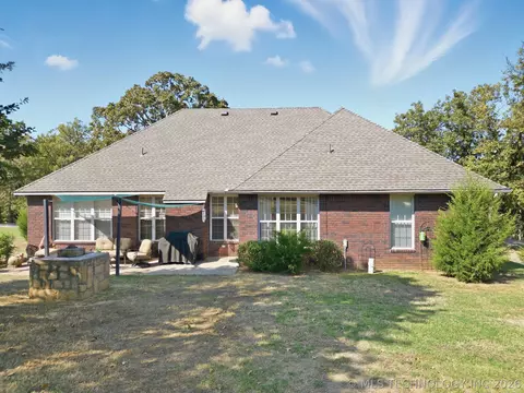Exterior - 2445 Avalon Dr, Eufaula, OK 74432 photo 5 of 5