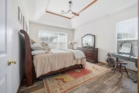 Bedroom - 2445 Avalon Dr, Eufaula, OK 74432 photo 1 of 5