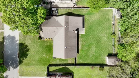 View/Area - 5911 E 100th Pl, Tulsa, OK 74137 photo 2 of 2
