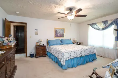 Bedroom - 5911 E 100th Pl, Tulsa, OK 74137 photo 2 of 4