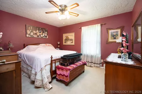 Bedroom - 5911 E 100th Pl, Tulsa, OK 74137 photo 3 of 4