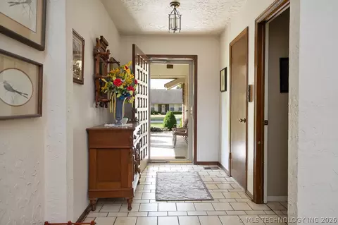 Entry Way - 5911 E 100th Pl, Tulsa, OK 74137 photo 1 of 1