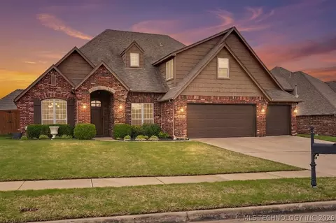 7201 E Memphis St, Broken Arrow, OK 74014