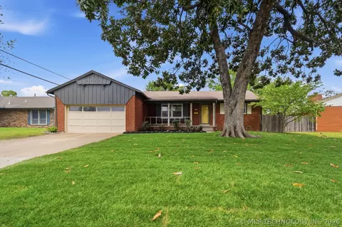 4225 E 52nd St, Tulsa, OK 74135