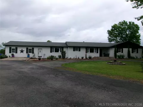 3340 E Smith Ferry Rd, Muskogee, OK 74403