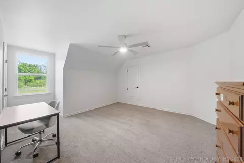 Bedroom - 26510 E 61st St S, Broken Arrow, OK 74014 photo 10 of 11
