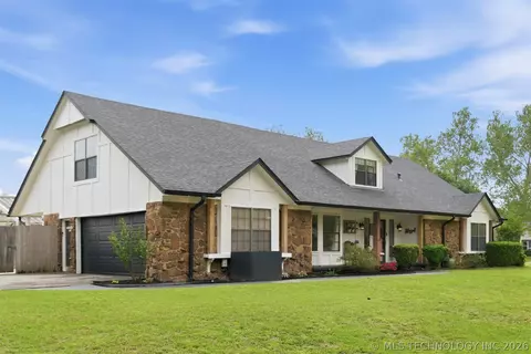 750 W 97th Pl S, Jenks, OK 74037