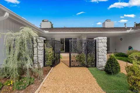 7201 S Gary Place 9, Tulsa, OK 74136