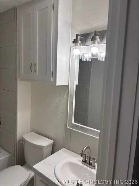 Bath - 12855 E Peg, Coleman, OK 73432 photo 1 of 1