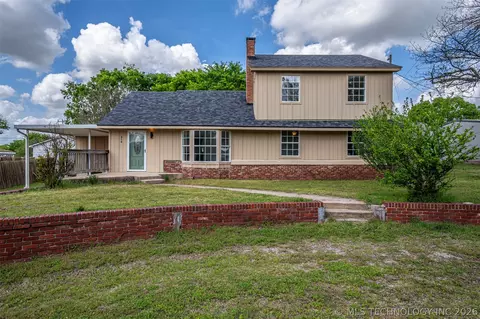 614 E Broadway, Sulphur, OK 73086