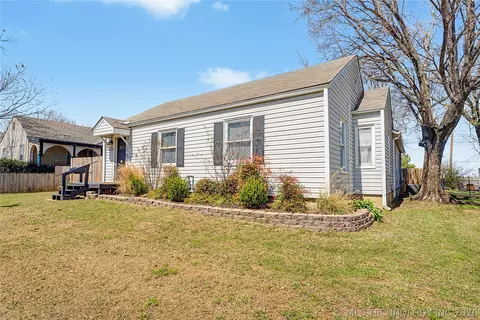 3813 E 21st Pl, Tulsa, OK 74114