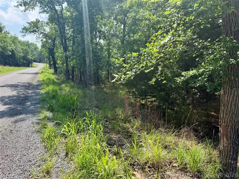 Undisclosed, Canadian, OK 74425