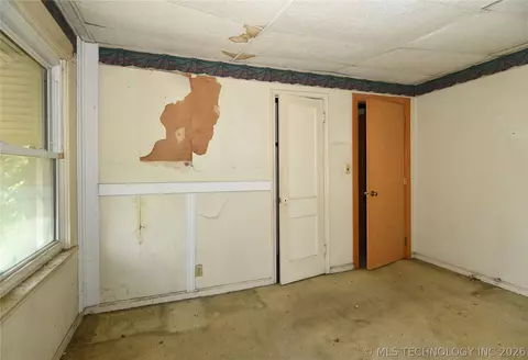 Bedroom - 5904 E 7th St, Tulsa, OK 74112 photo 4 of 6
