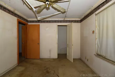 Bedroom - 5904 E 7th St, Tulsa, OK 74112 photo 6 of 6