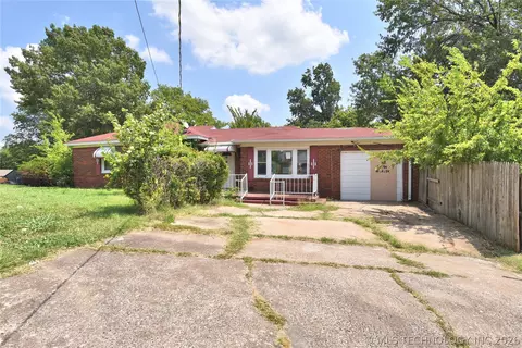 Exterior - 5904 E 7th St, Tulsa, OK 74112 photo 3 of 5