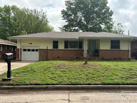 618 SE Wilshire Ave, Bartlesville, OK 74006