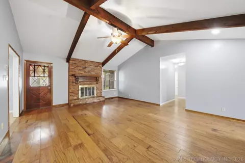 Living - 2905 E 78th St, Tulsa, OK 74136 photo 4 of 6