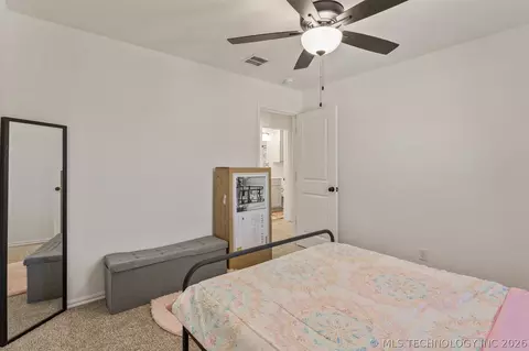 Bedroom - 31185 E 65th Ct S, Broken Arrow, OK 74014 photo 7 of 9