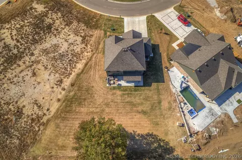 View/Area - 31185 E 65th Ct S, Broken Arrow, OK 74014 photo 3 of 11