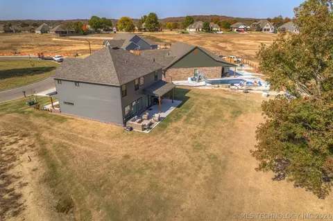 View/Area - 31185 E 65th Ct S, Broken Arrow, OK 74014 photo 1 of 11