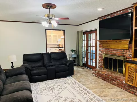 Living - 7317 E 68th Pl, Tulsa, OK 74133 photo 1 of 1
