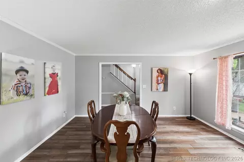 Dining - 7317 E 68th Pl, Tulsa, OK 74133 photo 2 of 3
