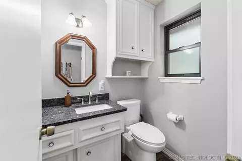 Bath - 7317 E 68th Pl, Tulsa, OK 74133 photo 1 of 3