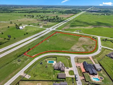 126 Th St, Skiatook, OK 74070