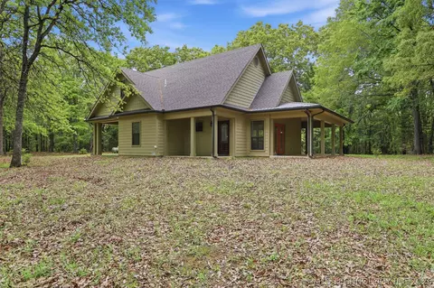 900 W Hardesty Rd, Caddo, OK 74729