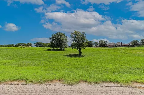 11 Avalon Dr, Sperry, OK 74073 photo 4