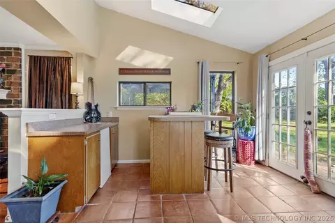 7023 E 66th Ct, Tulsa, OK 74133 photo 7