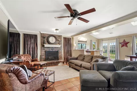 7023 E 66th Ct, Tulsa, OK 74133 photo 3