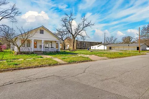 Other - 906 E 9th St, Pawhuska, OK 74056 photo 2 of 8