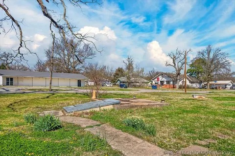 Other - 906 E 9th St, Pawhuska, OK 74056 photo 7 of 8