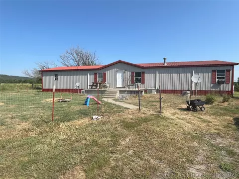6284 E 273rd St, Porum, OK 74455