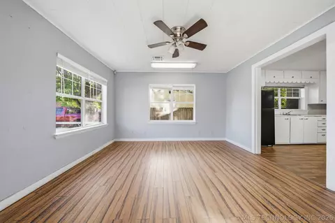 Living - 320 E Gentry Ave, Checotah, OK 74426 photo 2 of 2
