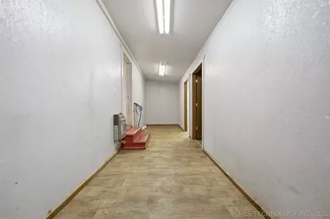 Entry Way - 320 E Gentry Ave, Checotah, OK 74426 photo 1 of 1