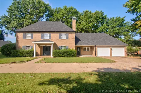 2839 Hickory Creek Rd, Muskogee, OK 74403