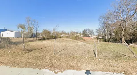 2635 E Apache St, Tulsa, OK 74110