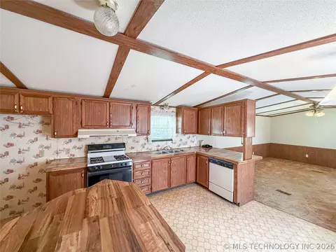 203 E Watova St, Talala, OK 74080 photo 8