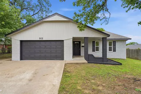 912 E Teresa Ave, Sapulpa, OK 74066